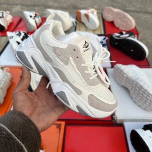 CHAUSSURE POINTURE 39-44